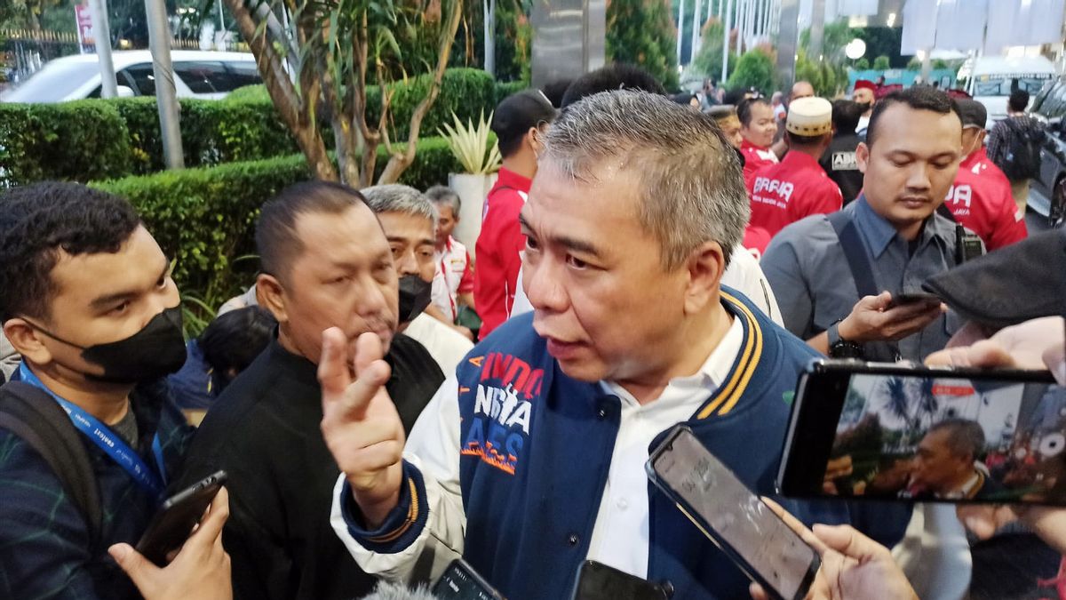 Relawan Indonesia: Garda Terdepan dalam Menghadapi Tantangan Bangsa Relawan Indonesia: Garda Terdepan dalam Menghadapi Tantangan Bangsa