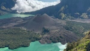 Peraturan Baru Pendakian Solo Gunung Rinjani 2025