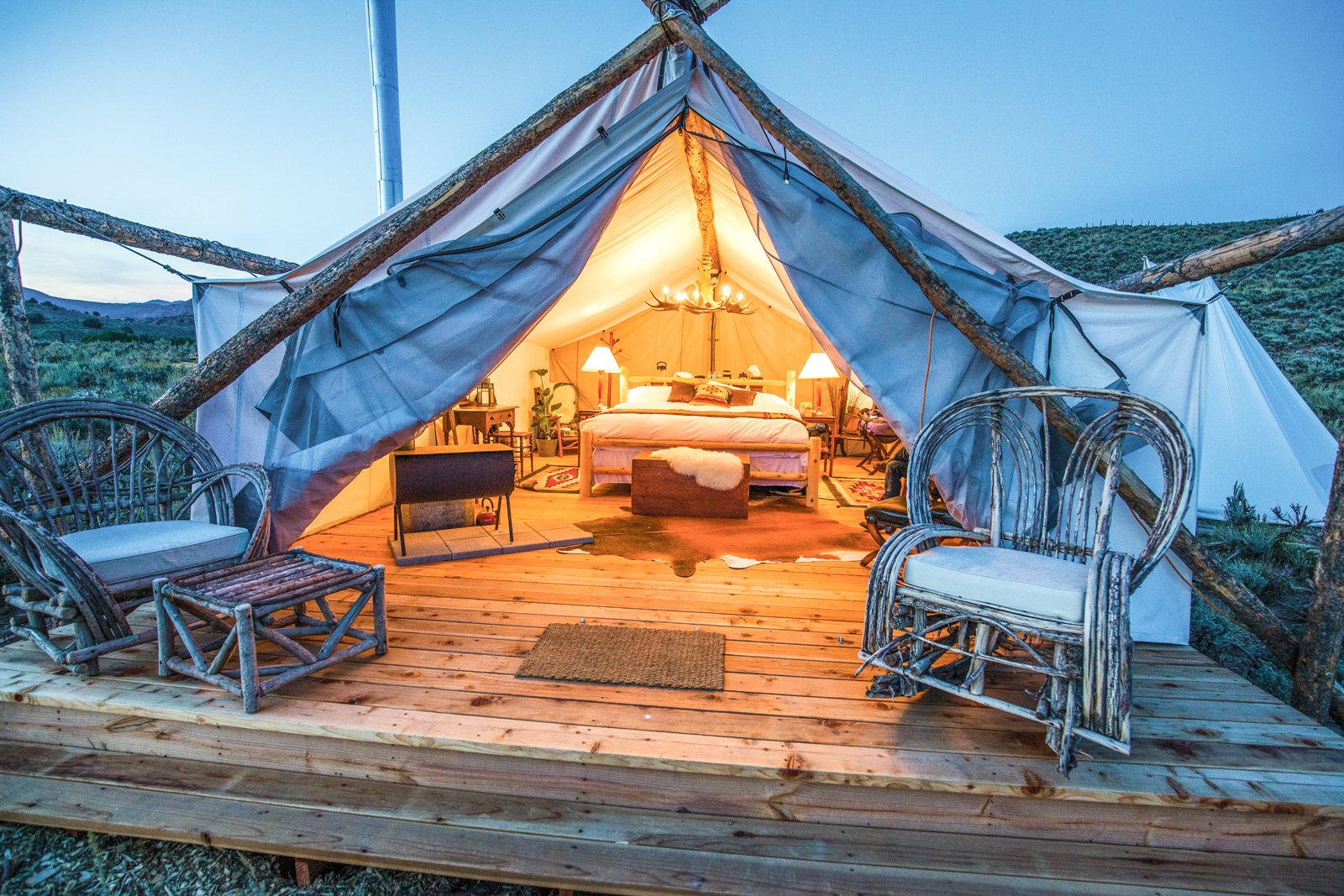 Glamping Hits 2024: Tren Kemewahan di Alam Terbuka yang Semakin Memikat
